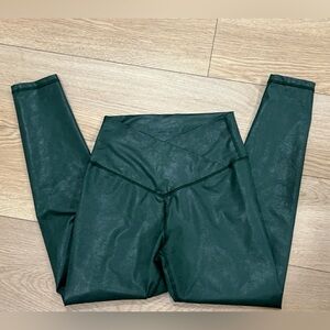 Offline Aerie Forest Green Shimmer Leggings Size Medium